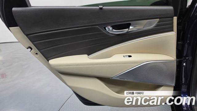 Kia K9 2022 — photo 15
