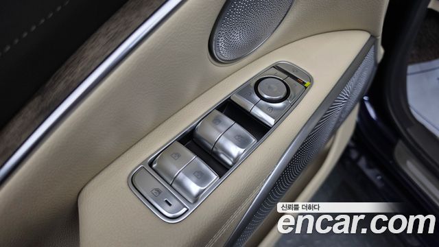 Kia K9 2022 — photo 28