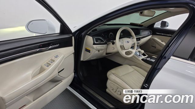 Genesis G90 2019 — photo 10