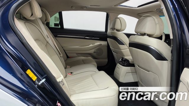 Genesis G90 2019 — photo 12