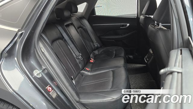 Hyundai Sonata 2021 — photo 11