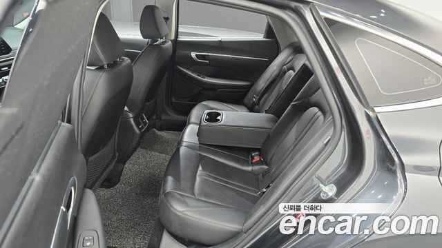 Hyundai Sonata 2021 — photo 12