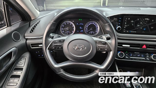 Hyundai Sonata 2021 — photo 13