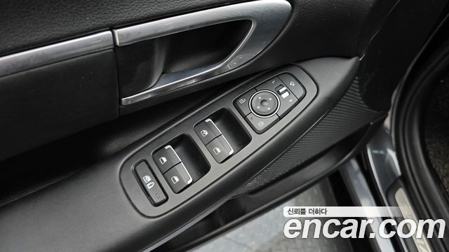Hyundai Sonata 2021 — photo 17