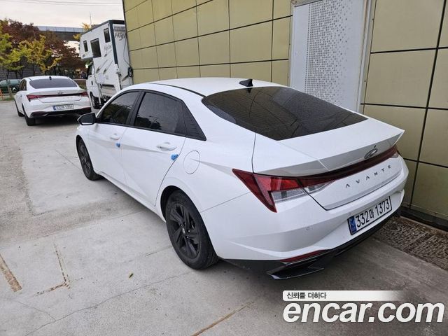 Hyundai AVANTE 2023 — photo 5