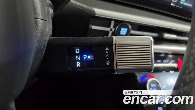 Hyundai Santafe 2024 — photo 9