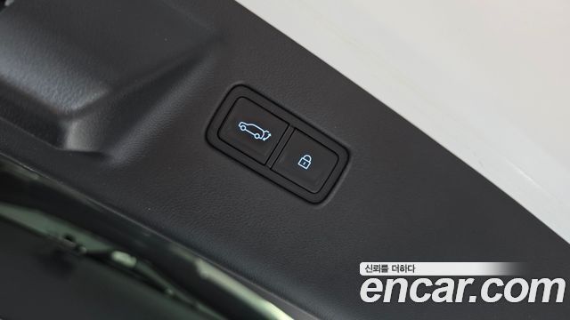 Hyundai Santafe 2024 — photo 16