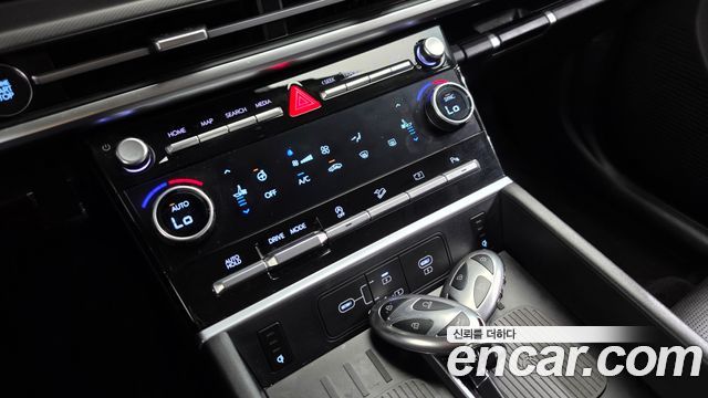 Hyundai Santafe 2024 — photo 19