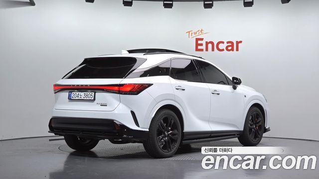 Lexus RX 2025 — photo 2
