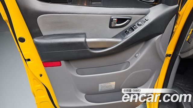 Hyundai Starex 2020 — photo 14