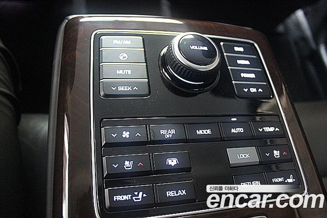 Hyundai Equus 2015 — photo 14
