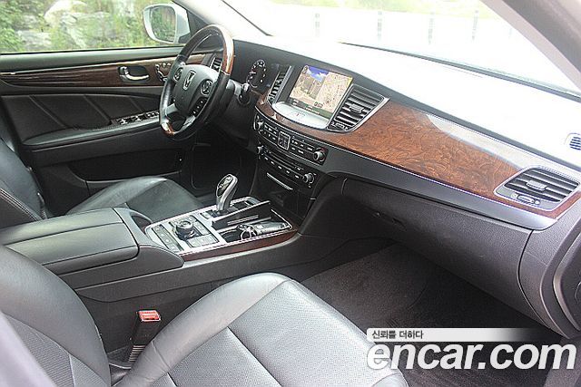 Hyundai Equus 2015 — photo 17