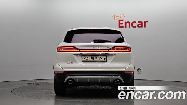 Lincoln MKC 2019 — photo 4