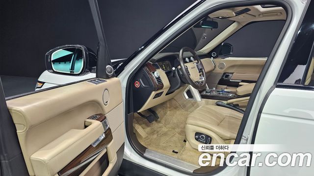 Land Rover Range Rover 2016 — photo 11