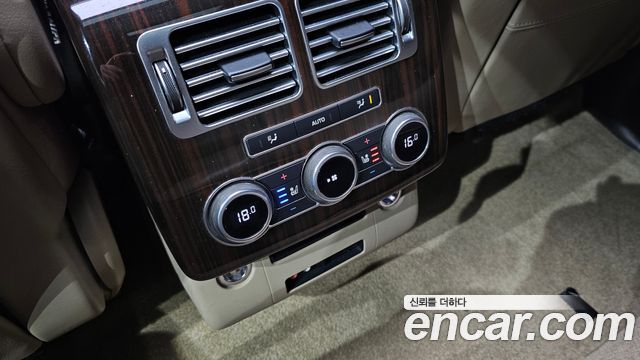 Land Rover Range Rover 2016 — photo 17