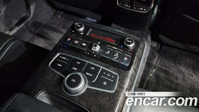Kia K9 2014 — photo 19