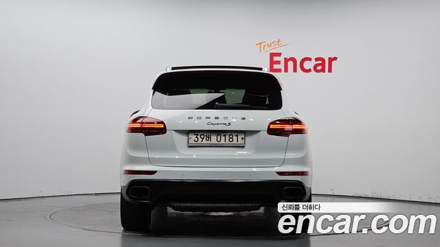 Porsche Cayenne 2015 — photo 4