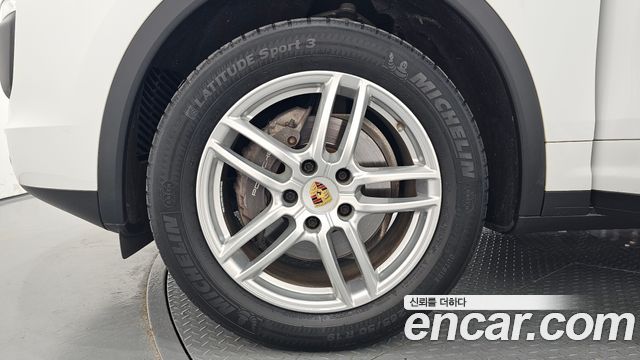 Porsche Cayenne 2015 — photo 5