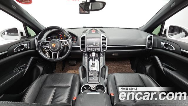Porsche Cayenne 2015 — photo 7