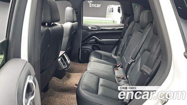 Porsche Cayenne 2015 — photo 12