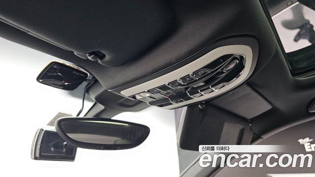 Porsche Cayenne 2015 — photo 16