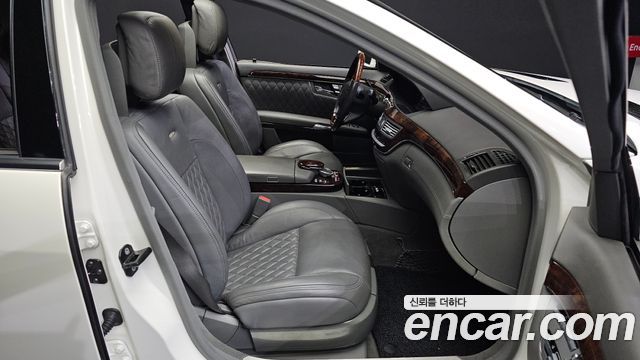 Mercedes-Benz S-Class 2008 — photo 10