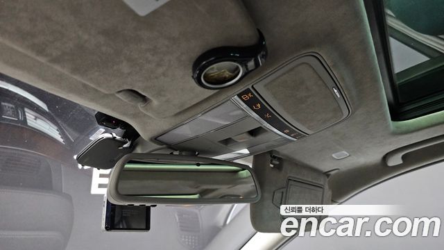 Mercedes-Benz S-Class 2008 — photo 17