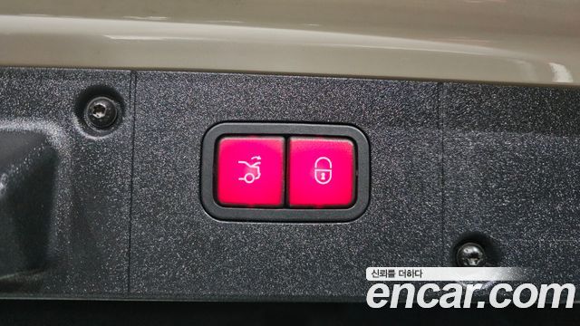 Mercedes-Benz S-Class 2008 — photo 19