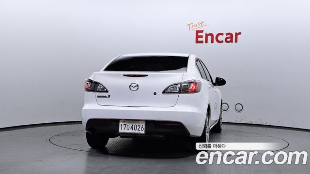 Mazda Mazda 3 2011 — photo 4