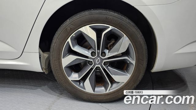 Renault Korea SM6 2020 — photo 5