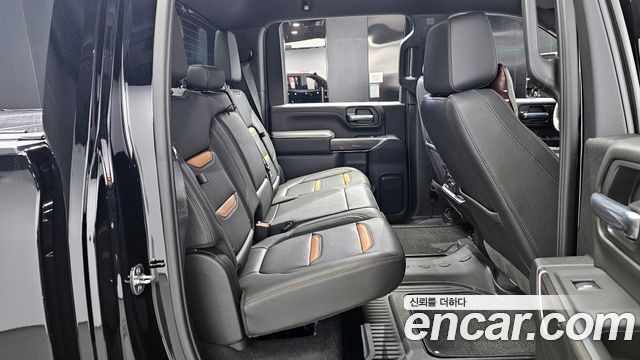 GMC Sierra 2021 — photo 11