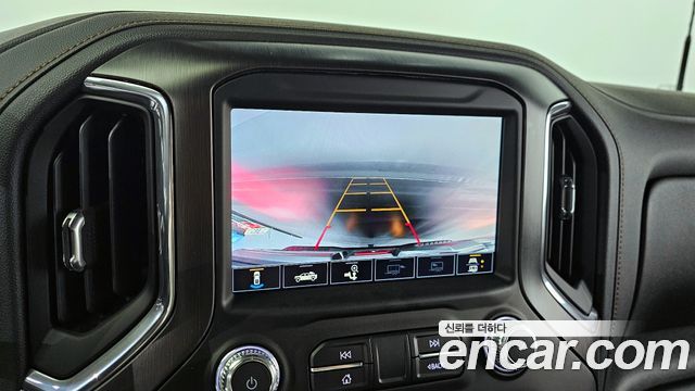 GMC Sierra 2021 — photo 14