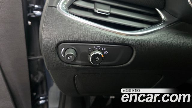 Chevrolet Korea Malibu 2019 — photo 14