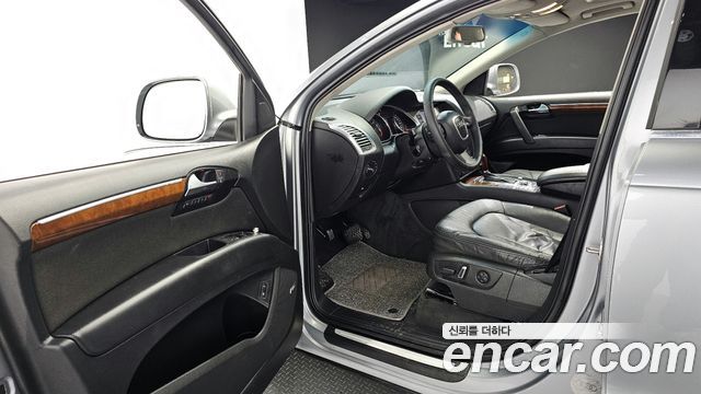 Audi Q7 2007 — photo 11