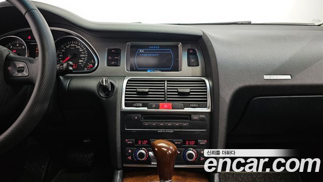 Audi Q7 2007 — photo 14