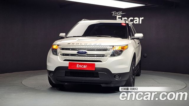 Ford Explorer 2013 — photo 3