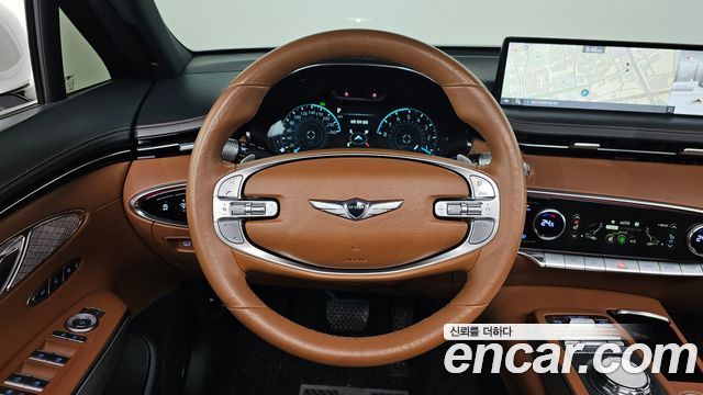 Genesis GV70 2021 — photo 14