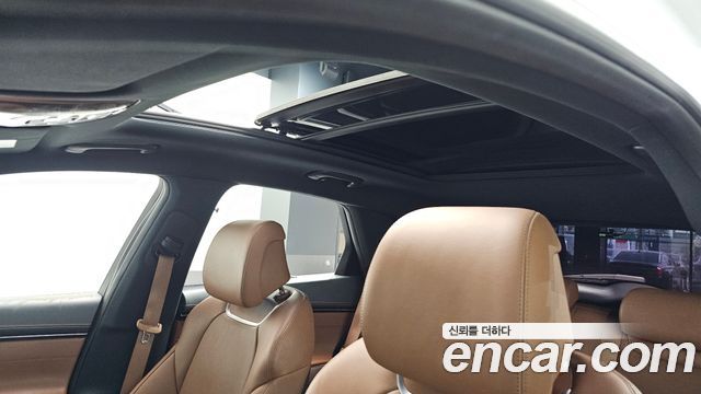 Genesis GV70 2021 — photo 19