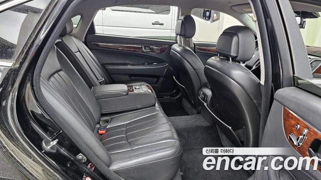 Hyundai Equus 2010 — photo 12