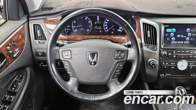 Hyundai Equus 2010 — photo 13