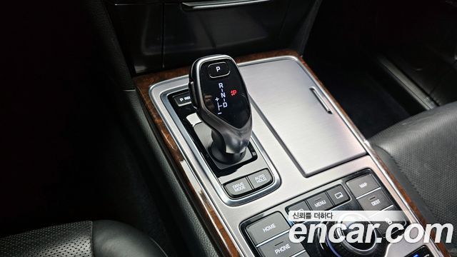 Hyundai Equus 2013 — photo 9