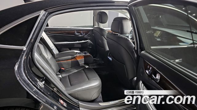 Hyundai Equus 2013 — photo 12