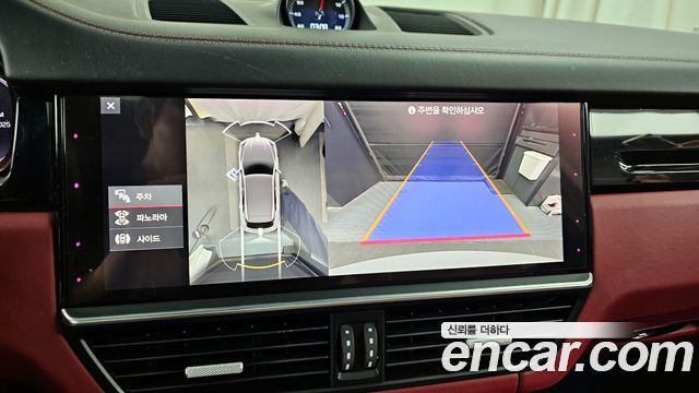 Porsche Cayenne 2021 — photo 15