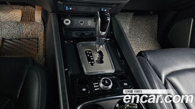KG Mobility Rexton 2018 — photo 9
