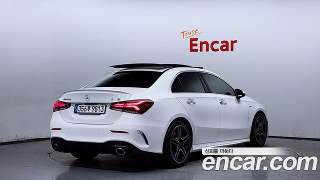 Mercedes-Benz A-Class 2020 — photo 2
