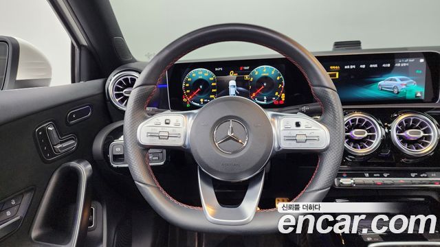 Mercedes-Benz A-Class 2020 — photo 13