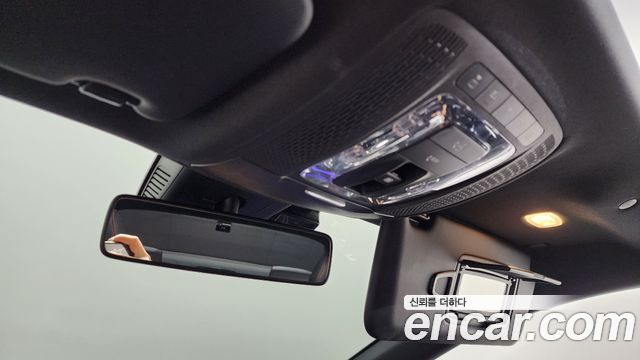 Mercedes-Benz A-Class 2020 — photo 18