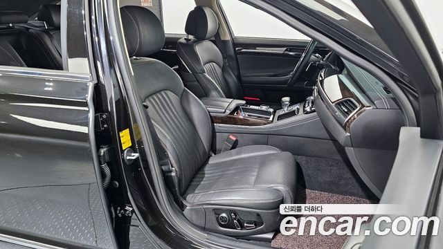 Genesis G90 2019 — photo 12