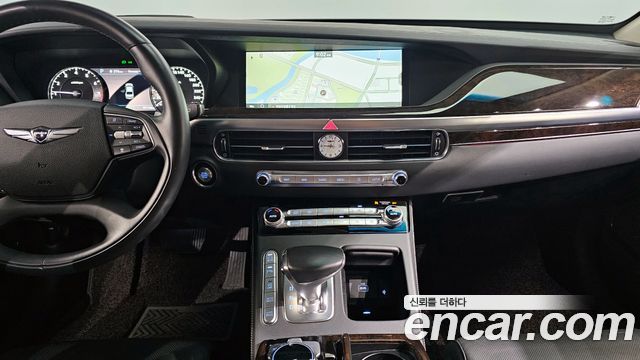 Genesis G90 2019 — photo 20