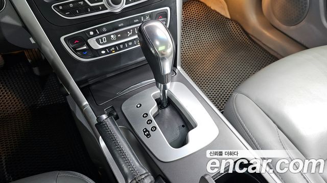 Renault Korea SM5  2010 — photo 9